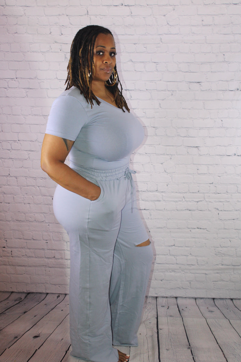 FRENCH TERRY Pants W/ Pockets & Cotton V-Neck Tee Set| Ash Blue